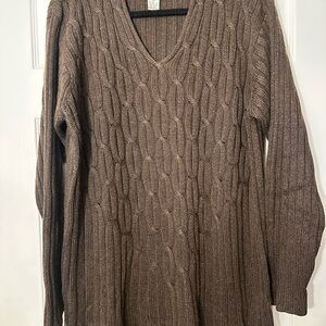 Silk/Cashmere Bloomingdale’s Brown Cable Knit V-Neck Sweater